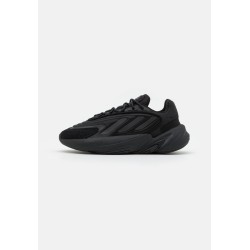 Scarpa 01 -  - Adidas