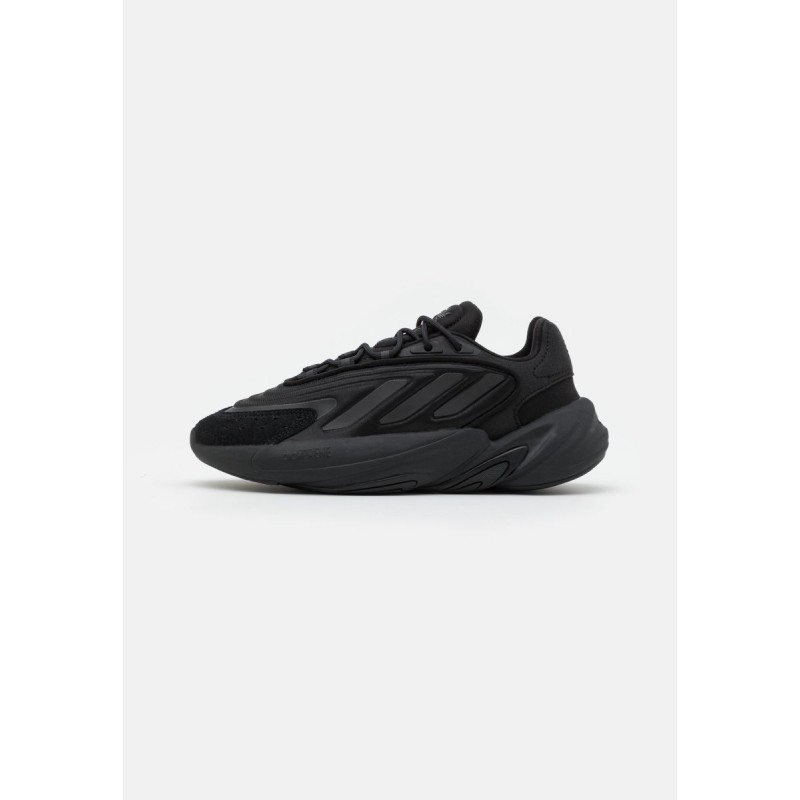 Scarpa 01 -  - Adidas